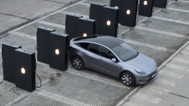 SMAPPEE Blog EV charging Protect Business Operations Workspace Charging