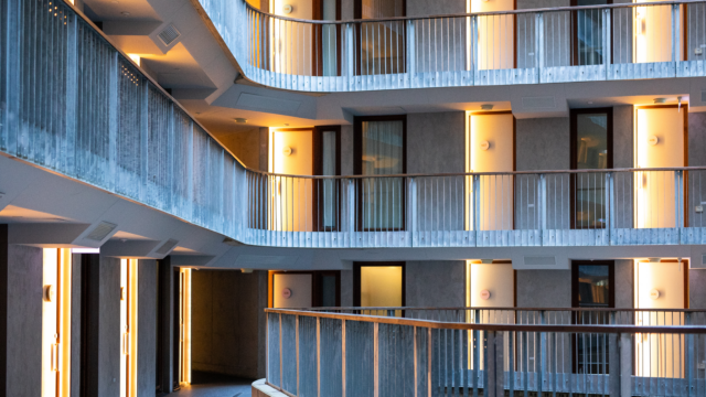 SMAPPEE Blog Hotels How many EV charges Hero Image